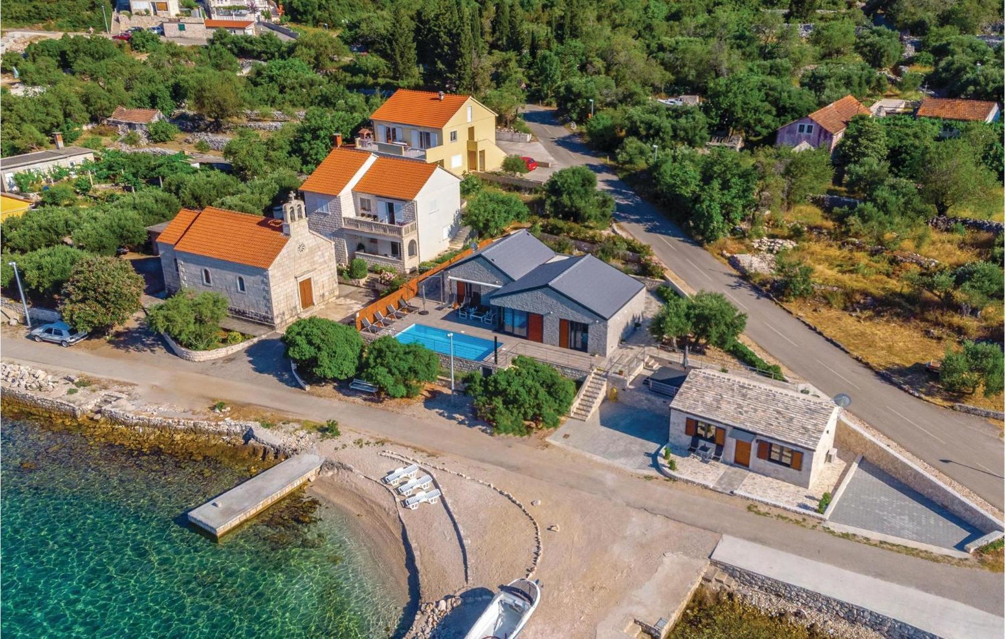 Nice Home In Kneze With Wifi Pupnat Exteriör bild