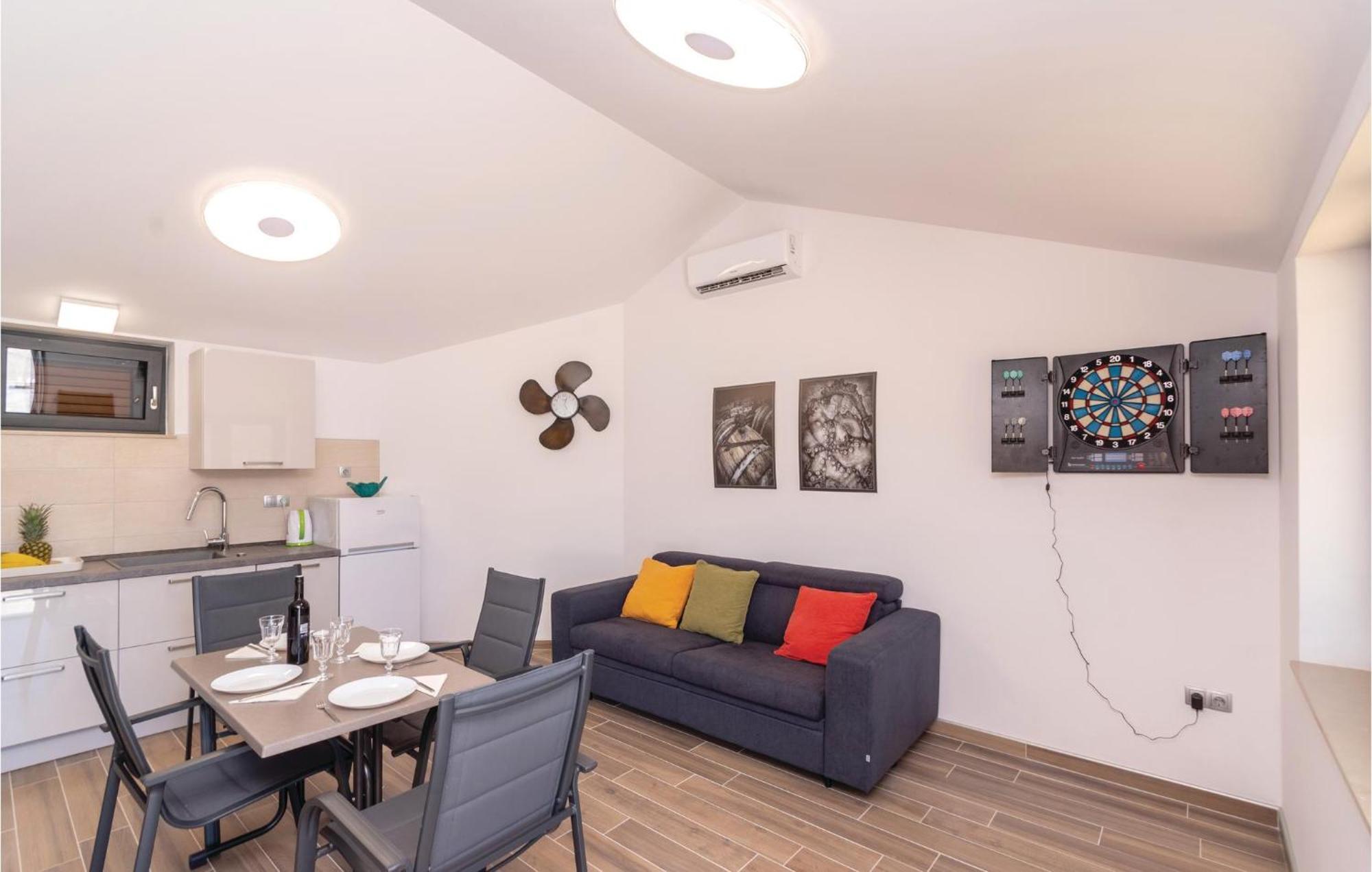 Nice Home In Kneze With Wifi Pupnat Exteriör bild