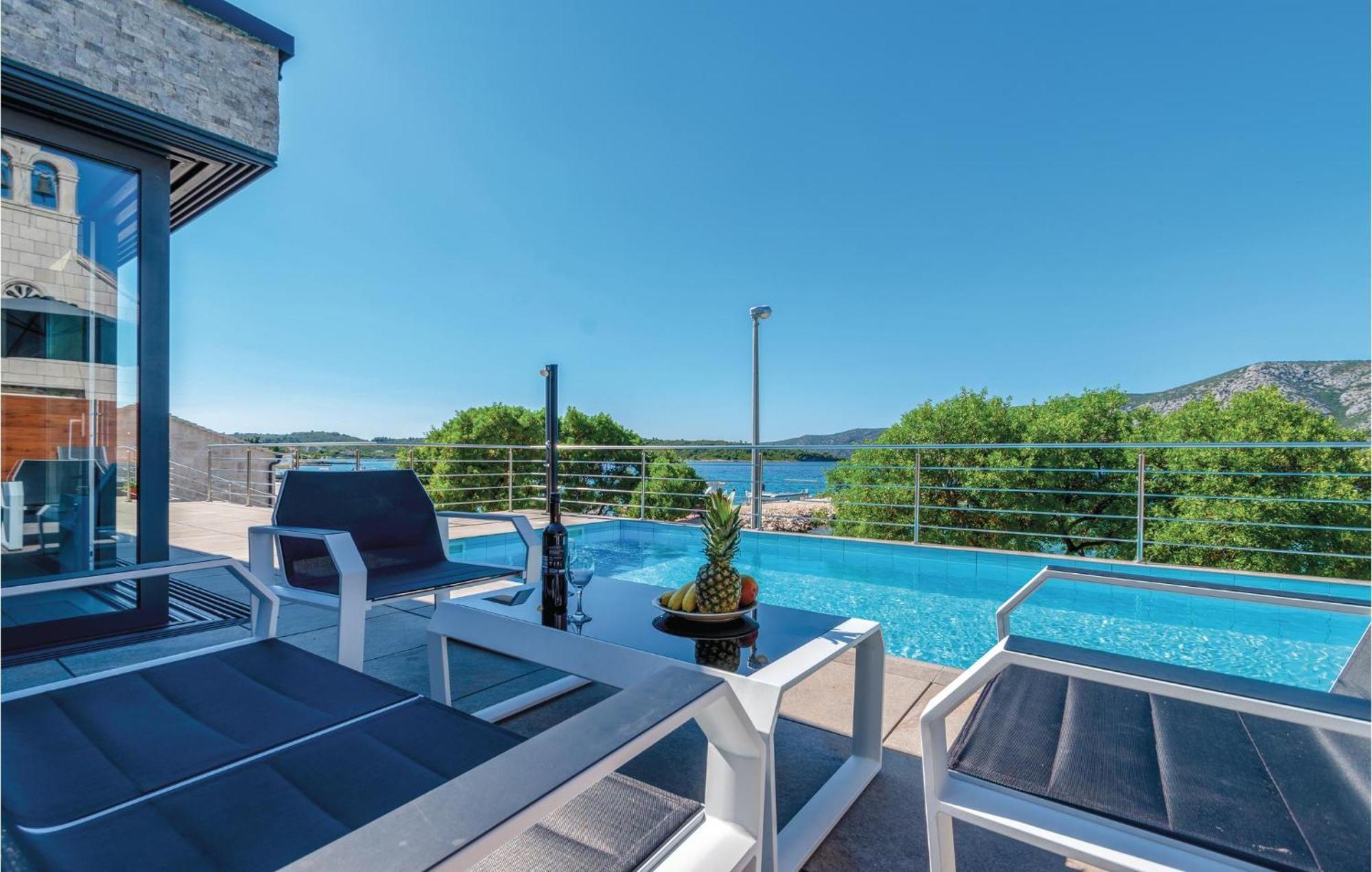Nice Home In Kneze With Wifi Pupnat Exteriör bild